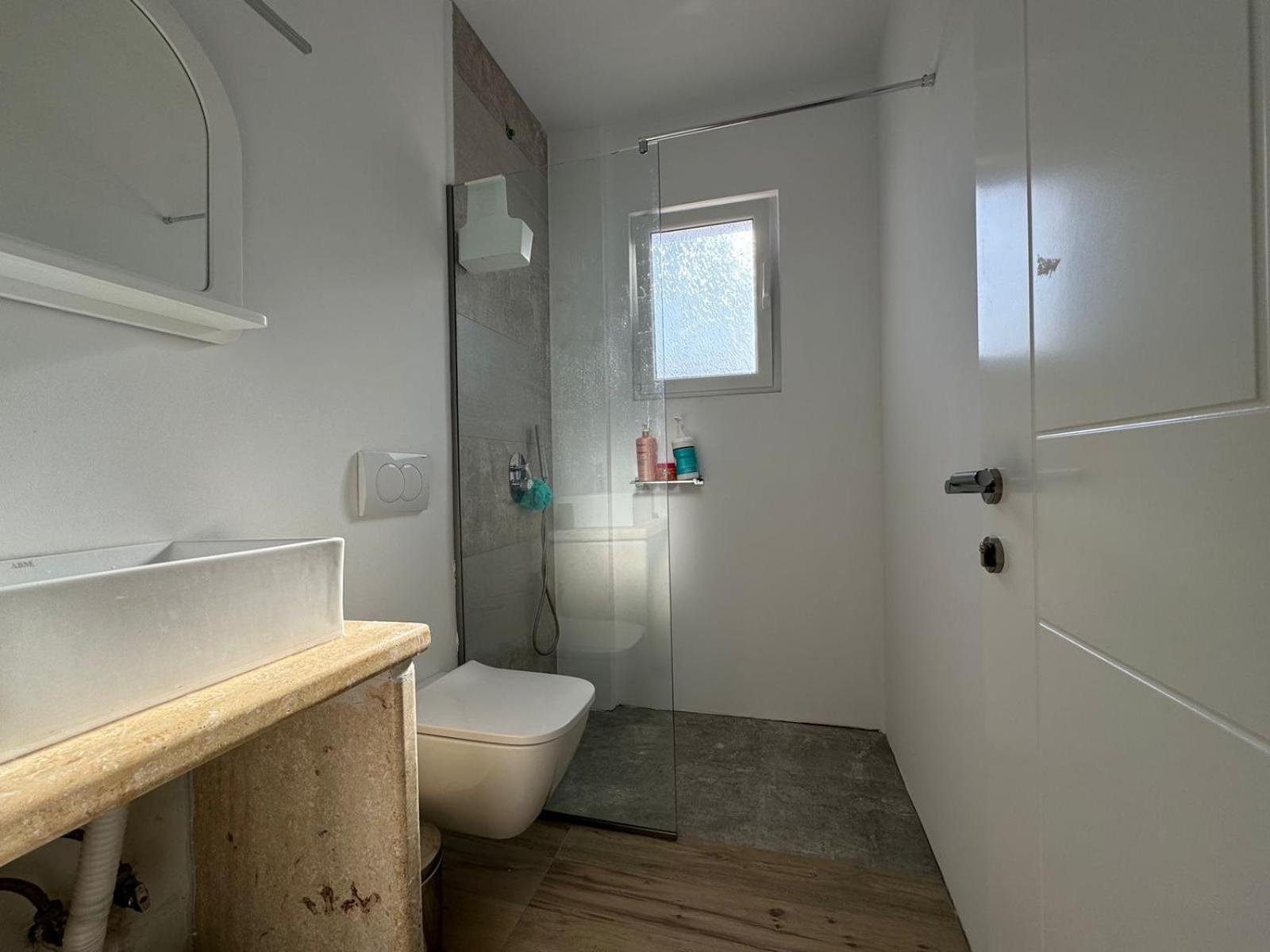 Sulozeqi Apartments Ksamil Eksteriør bilde